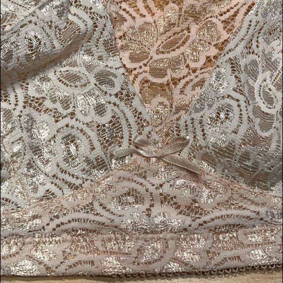 Lilyette bra 38C Lace - Picture 2 of 6